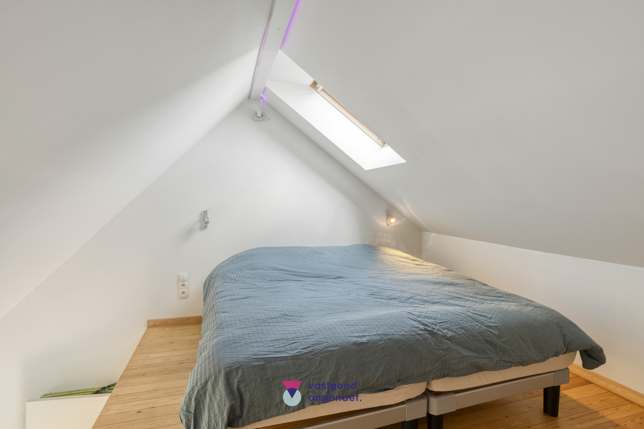 Knokkestraat519000GentBE-36_logo_web